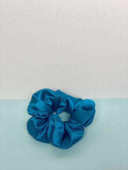 Pure Mulberry Silk Scrunchie - BE CURLY HAIRCARE - Curly Hair Products and Accessories 